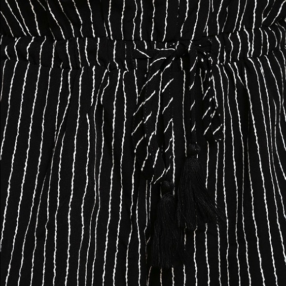 🖤 Just My Stripe Black Striped Romper 🤍 - Picture 3 of 9